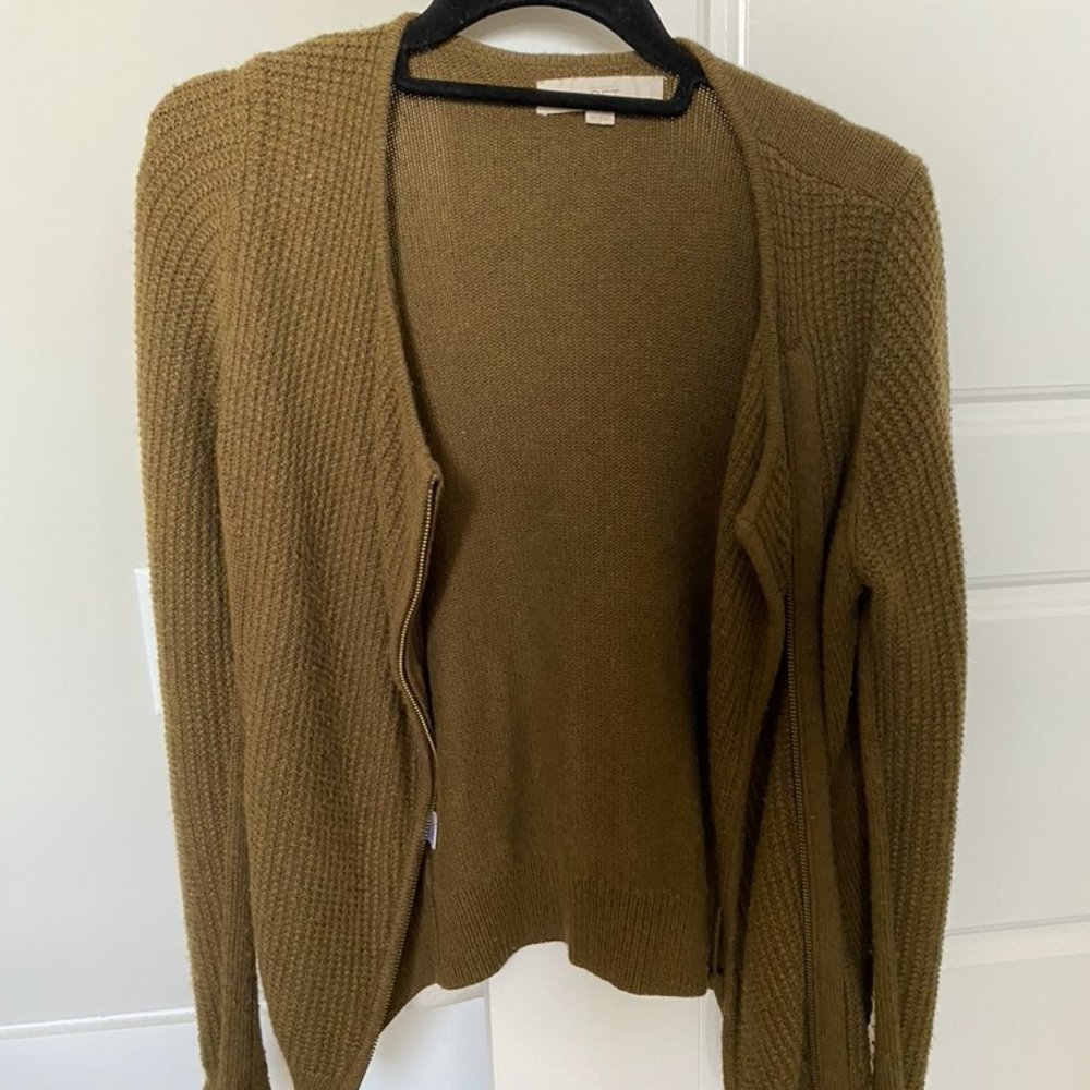 Ann Taylor LOFT olive green zip cardigan sweater